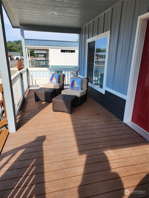 A home in Hoquiam