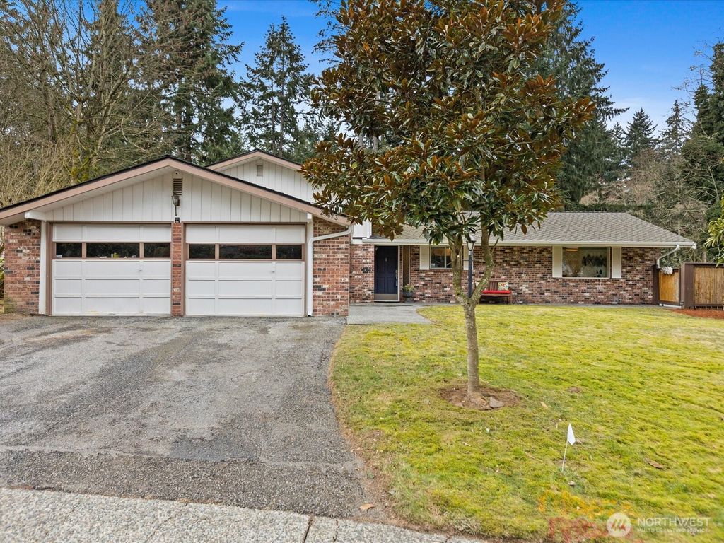 Photo of 29823 6th Avenue S, Federal Way, WA 98003 (MLS # 2331556)