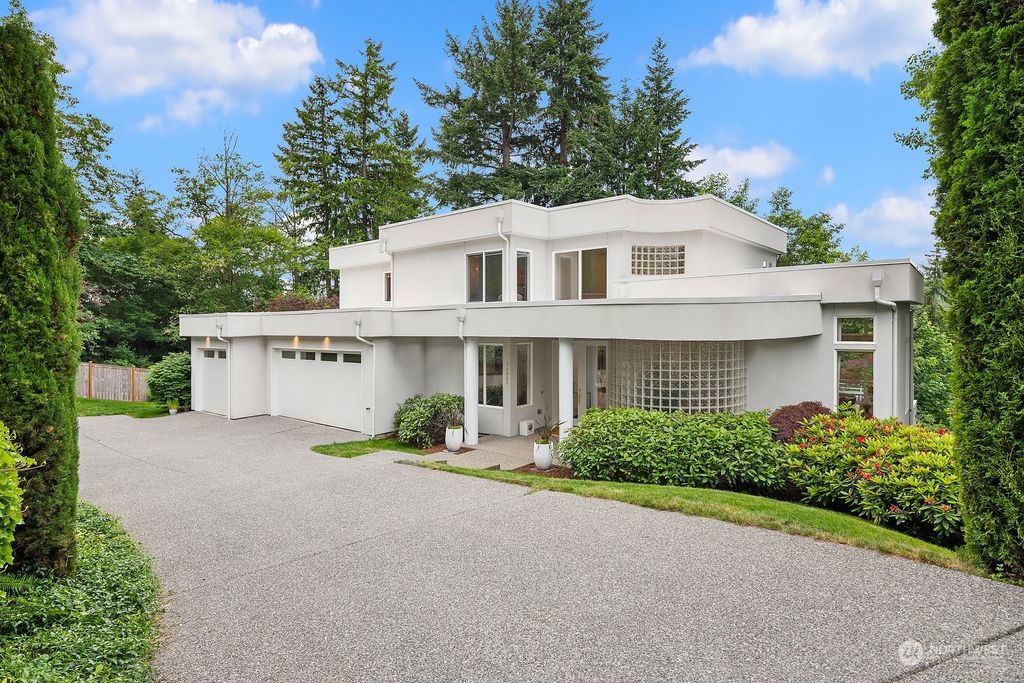 Photo of 16463 SE 59th Street, Bellevue, WA 98006 (MLS # 2128068)