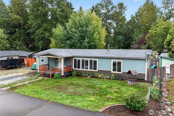 18303 85TH AVENUE CT E, PUYALLUP, WA 98375 - Image 543090fffd84865ff4eb422f190450ec/1908129493