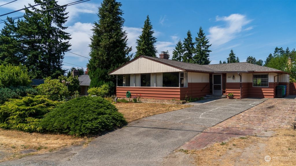 Photo of 352 NE 163rd Street, Shoreline, WA 98155 (MLS # 2168279)