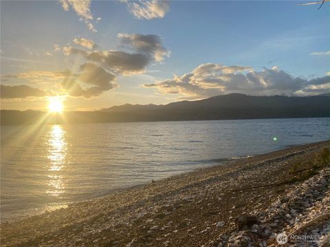 19560 NE North Shore Road Tahuya WA 98588