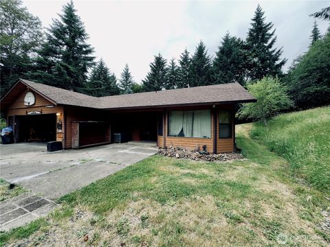 818 NW 359th Street La Center WA 98629