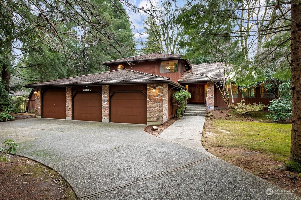 Photo of 22550 241st Avenue SE, Maple Valley, WA 98038 (MLS # 2022685)