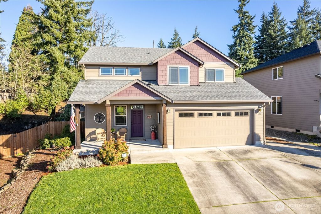 Photo of 622 Stone Park Park, Kalama, WA 98625 (MLS # 2468914)