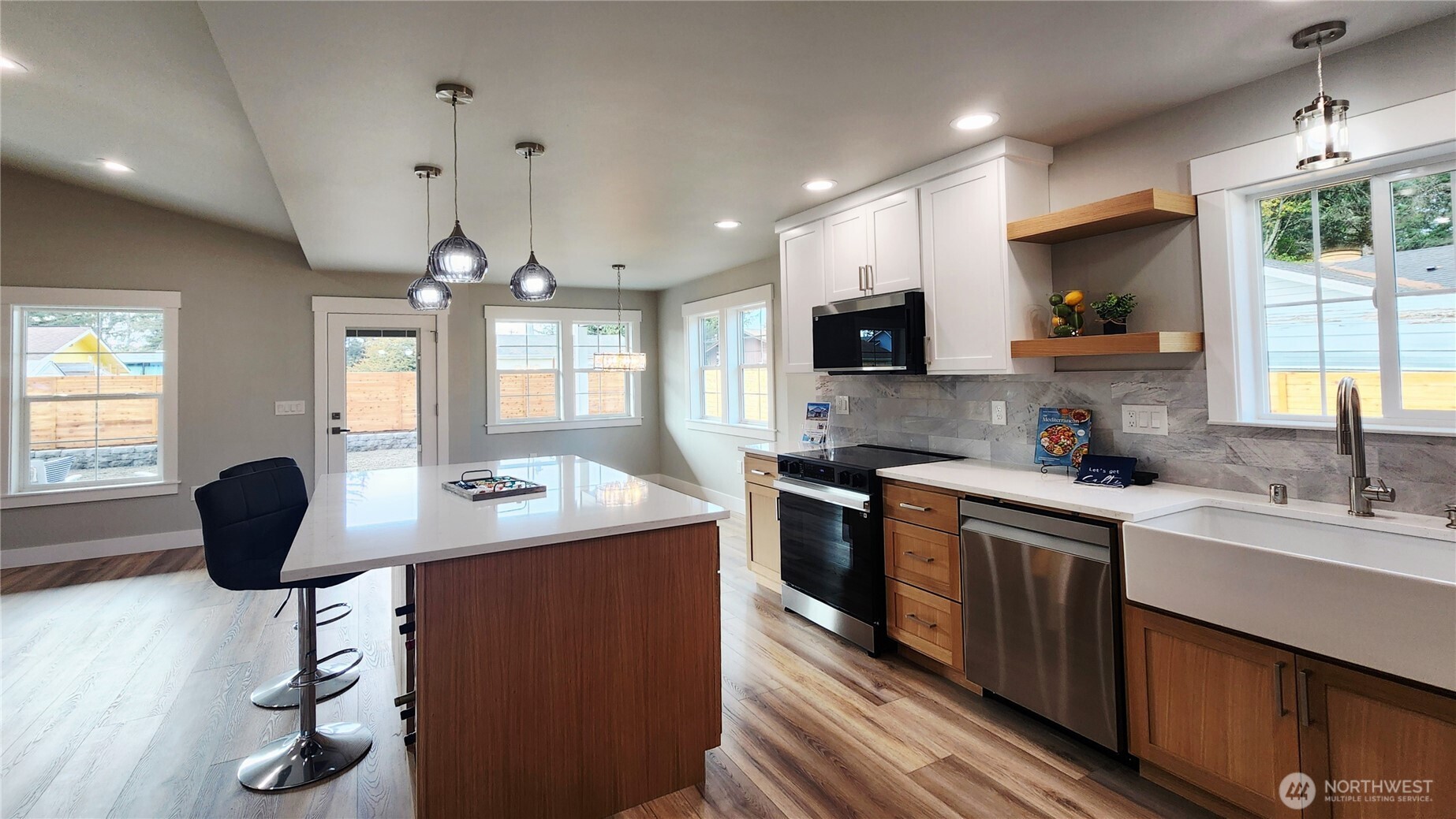 337 Mount Olympus Avenue SE