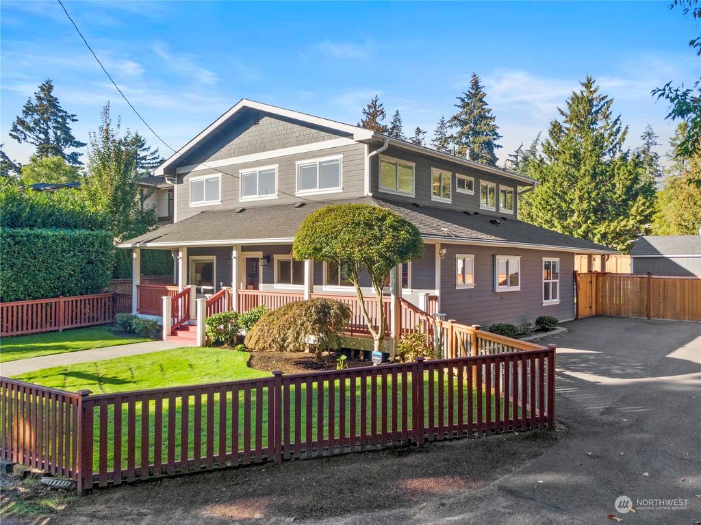 Photo of 664 11th Avenue, Kirkland, WA 98033 (MLS # 2033471)