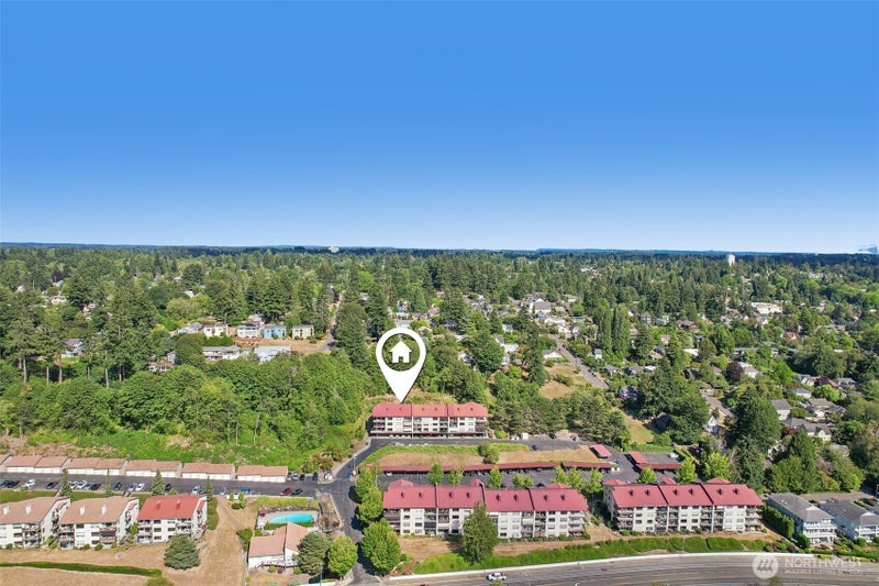 908 East Bay Drive NE E-104