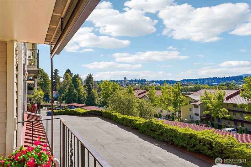 908 East Bay Drive NE E-104