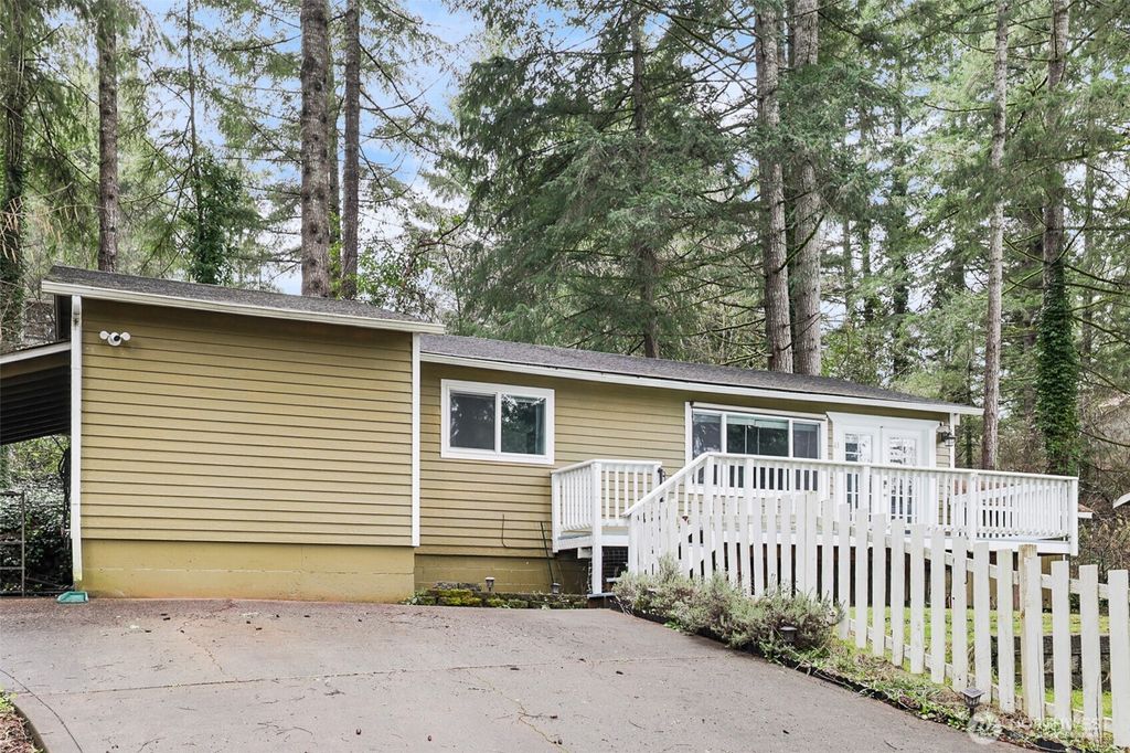 Photo of 41 NE Barbara Lane, Belfair, WA 98528 (MLS # 2493566)