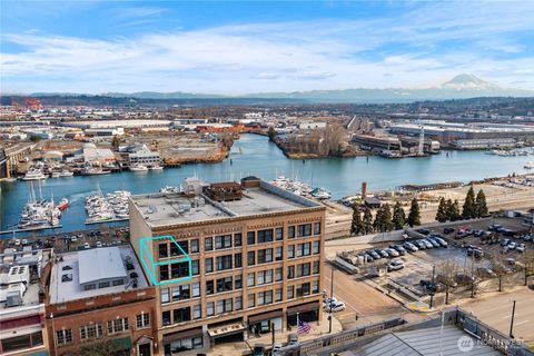 Photo of 1120 Cliff Street #407, Tacoma, WA 98402 (MLS # 2329023)