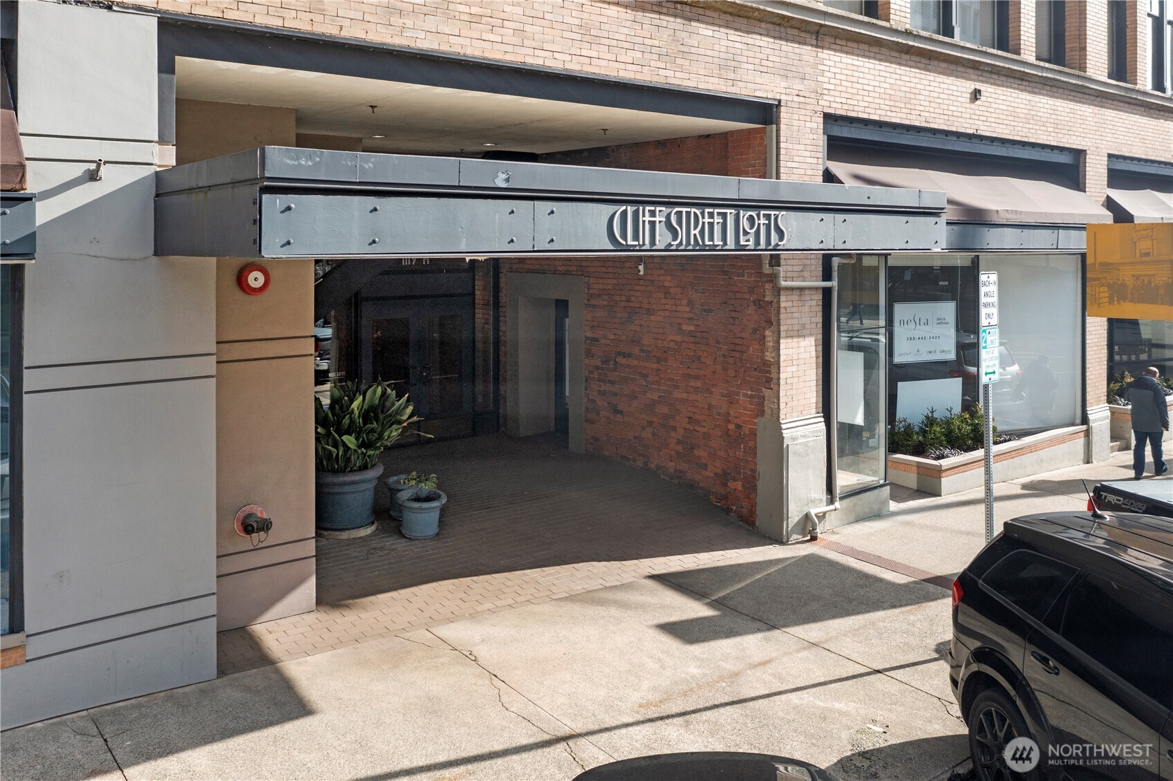 1120 Cliff Street 407