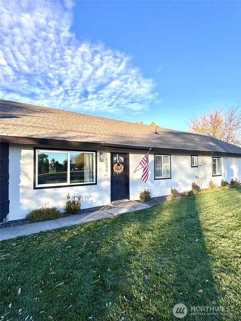 Photo of 6694 Mae Valley Rd NE Rd, Moses Lake, WA 98837 (MLS # 2451906)