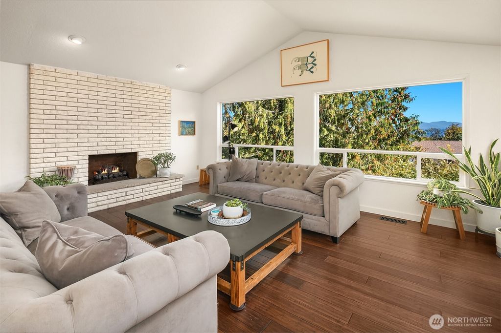 Photo of 11813 79th Avenue S, Seattle, WA 98178 (MLS # 2441670)