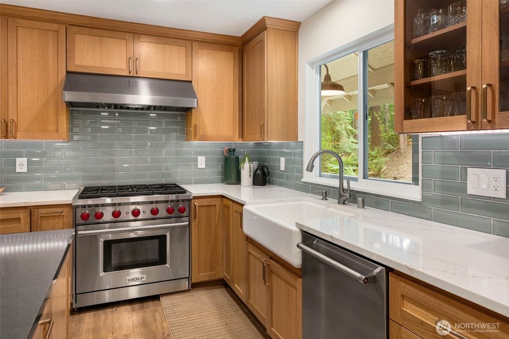 Photo of 16819 171st Place NE, Woodinville, WA 98072 (MLS # 2414529)