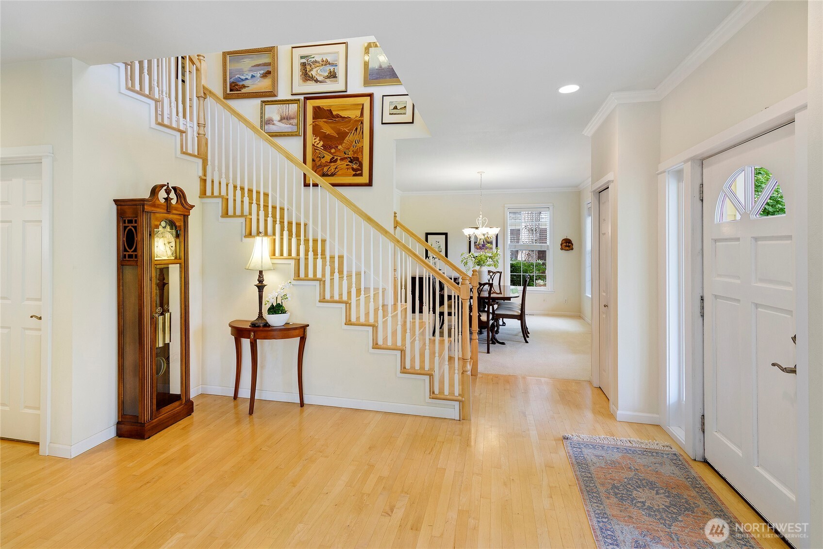 213 Eakin Drive NW