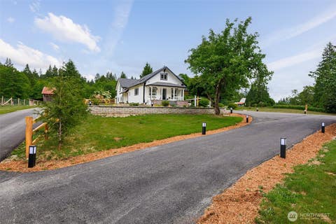 Photo of 28415 State Route 9 NE, Arlington, WA 98223 (MLS # 2537129)