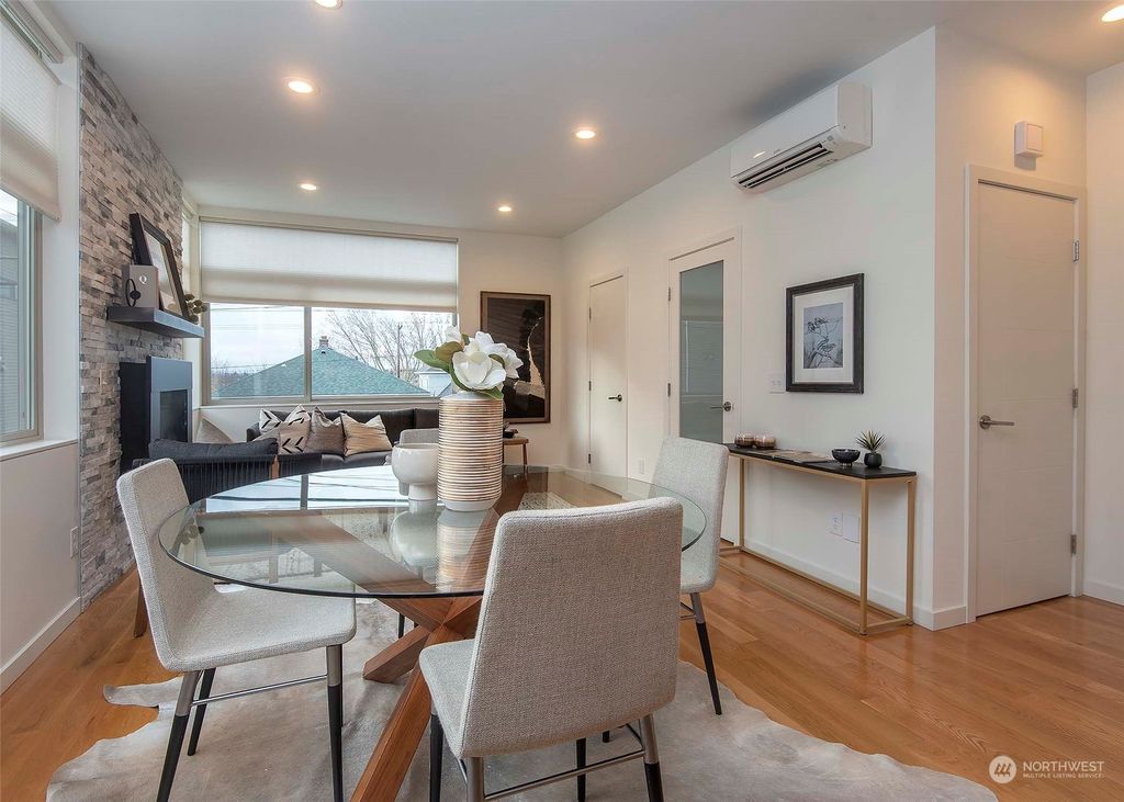 Photo of 1919 A 9th Avenue W, Seattle, WA 98119 (MLS # 2019044)