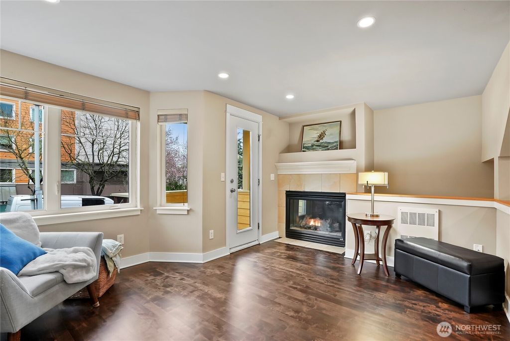 Photo of 6342 5th Ave Ave NE, Seattle, WA 98115 (MLS # 2494953)