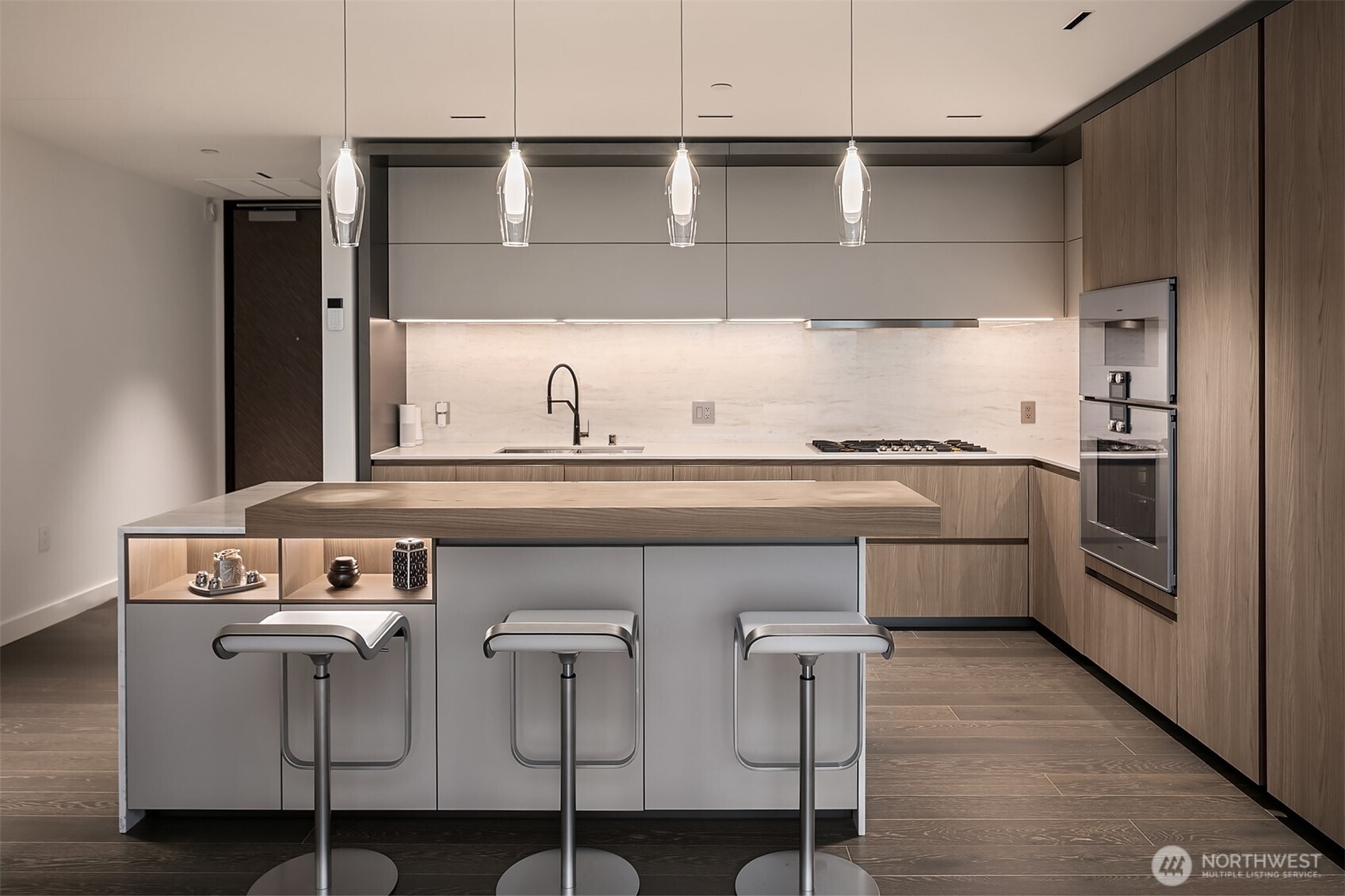 838 Avenue Square NE 1207