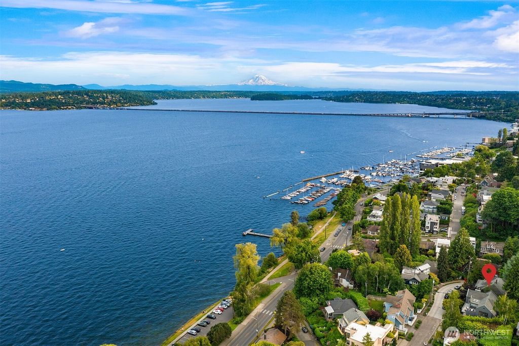 Photo of 603 Wellington Avenue, Seattle, WA 98122 (MLS # 2412157)