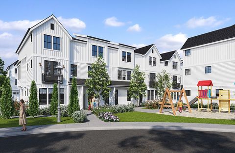 Photo of 12092 127th Avenue Ct E #70, Puyallup, WA 98374 (MLS # 2387375)