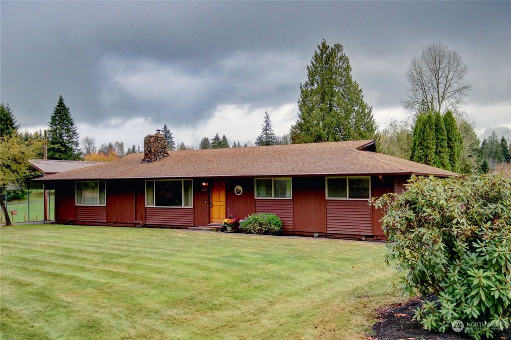 Photo of 3425 139th Avenue NE, Lake Stevens, WA 98258 (MLS # 2308710)