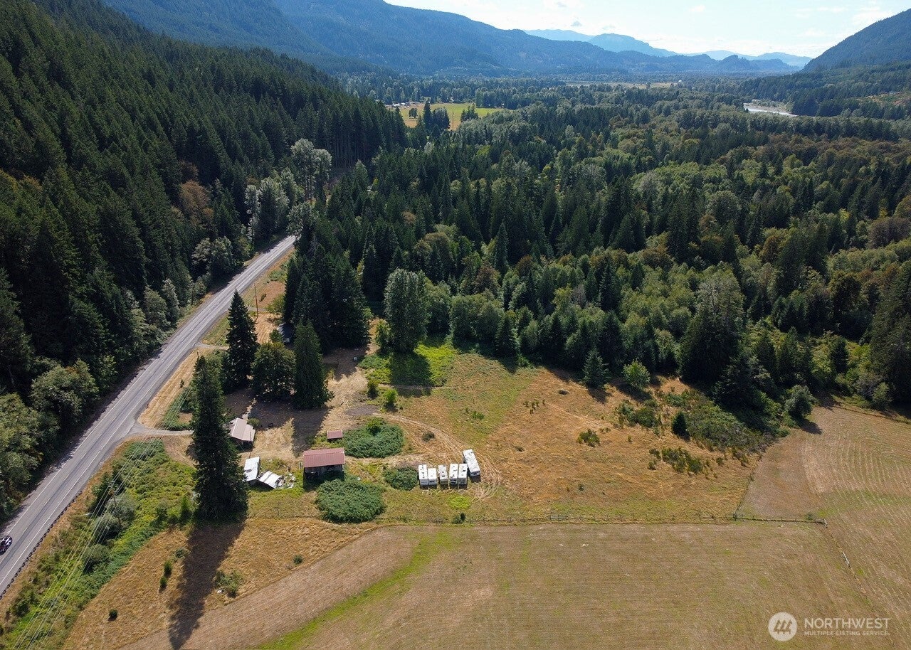 11737 US Hwy 12