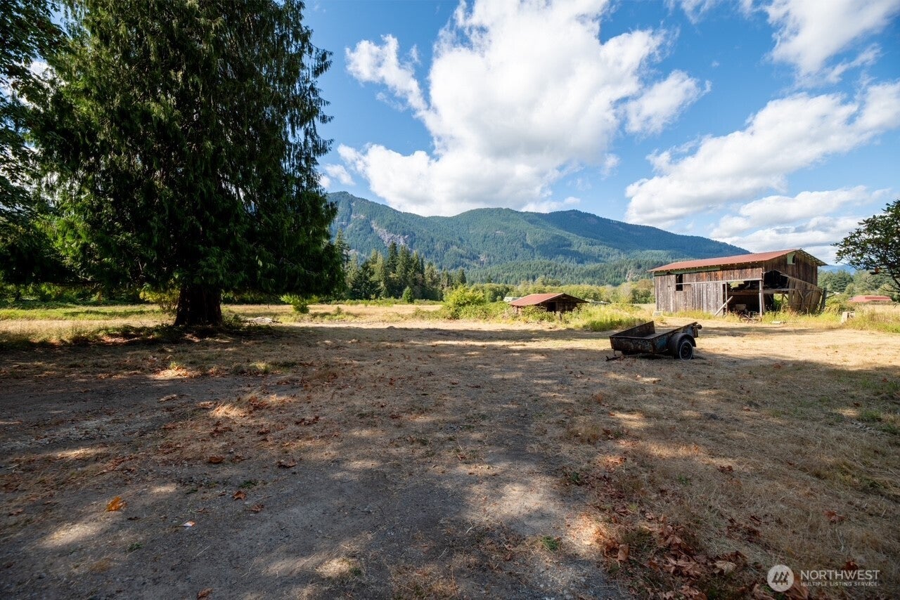11737 US Hwy 12