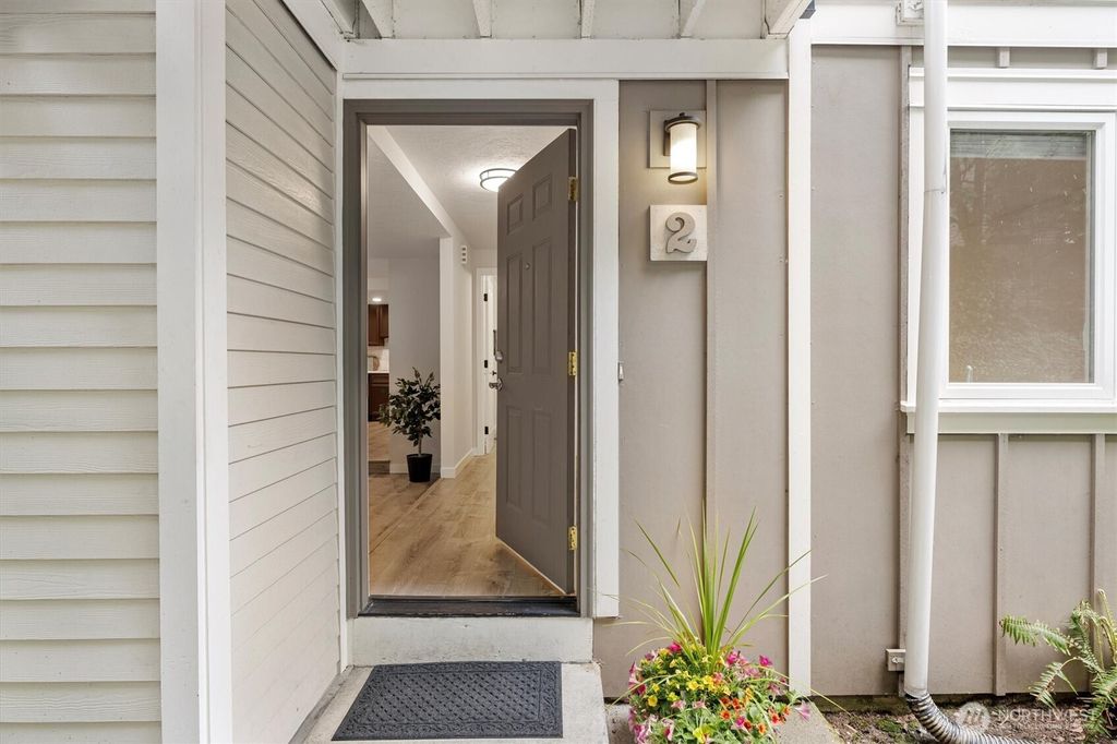 Photo of 12718 NE 120th Street #J-2, Kirkland, WA 98034 (MLS # 2399205)