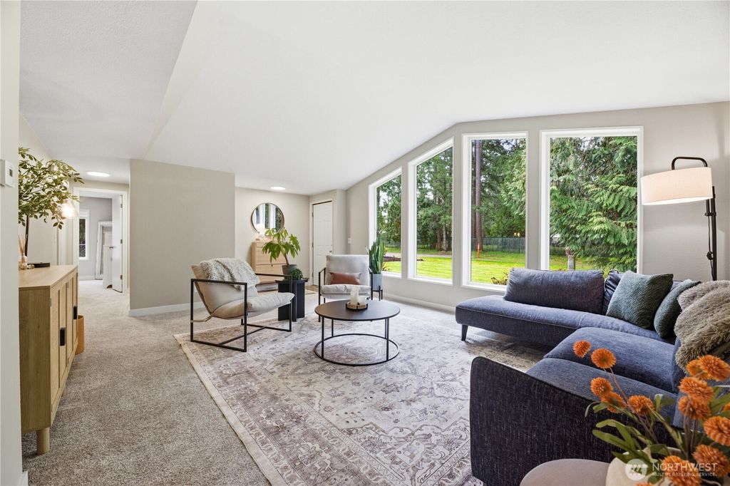 Photo of 24720 SE 380th Street, Enumclaw, WA 98022 (MLS # 2514914)