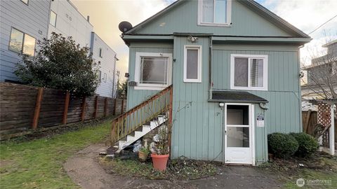 Photo of 527 S Sullivan Street, Seattle, WA 98108 (MLS # 2525094)