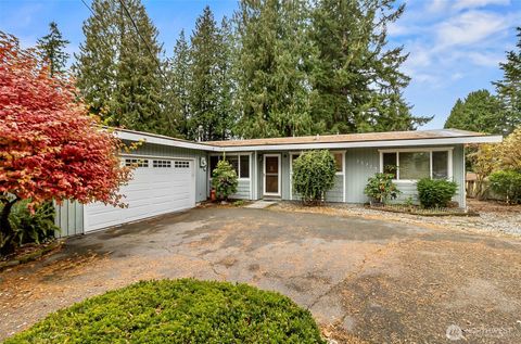 15729 Larch Way Lynnwood WA 98087
