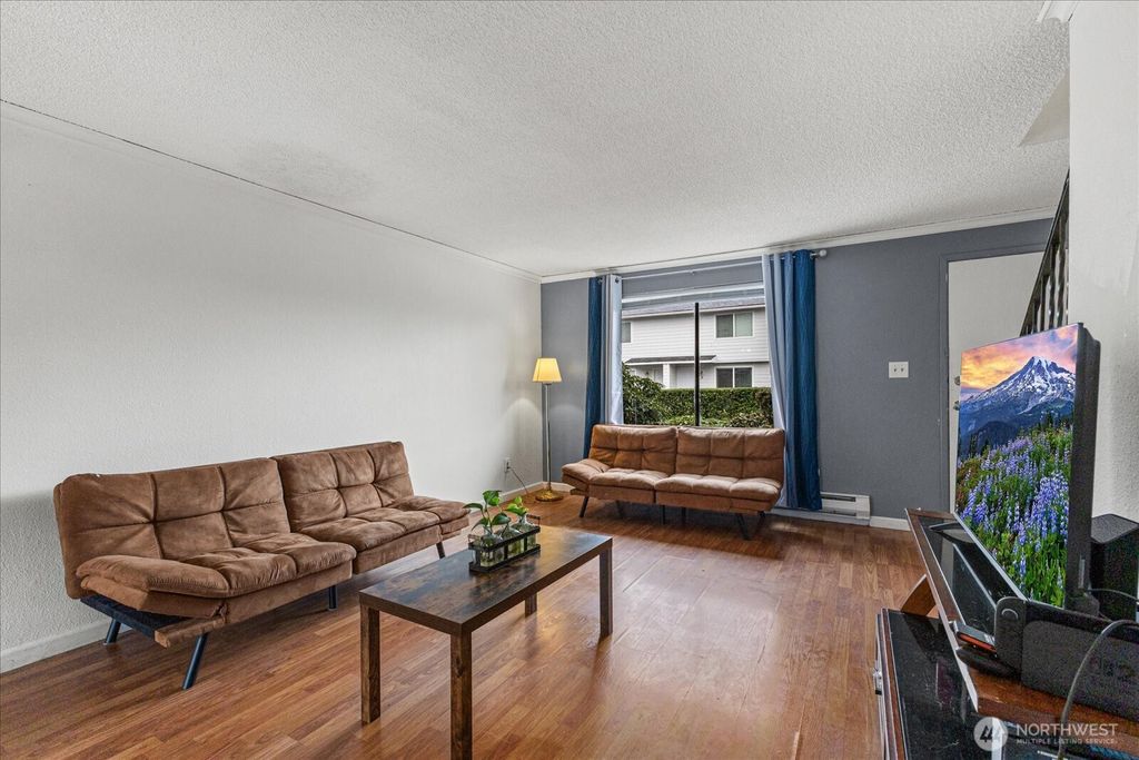 Photo of 1016 9th Street SE #7, Puyallup, WA 98372 (MLS # 2467840)