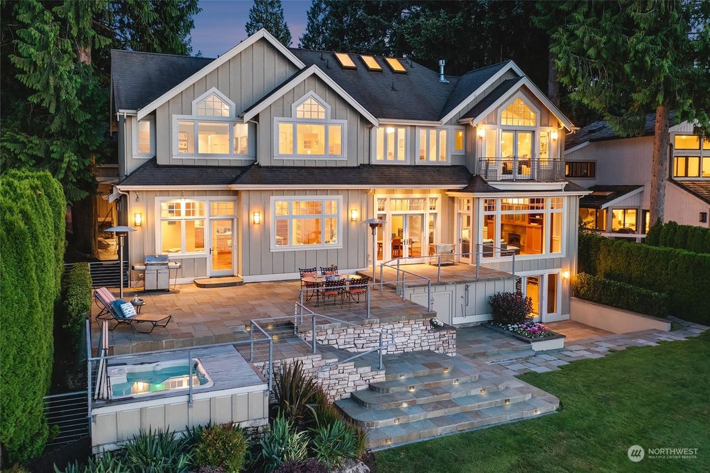 Photo of 18738 SE 42nd Street, Issaquah, WA 98027 (MLS # 2143956)