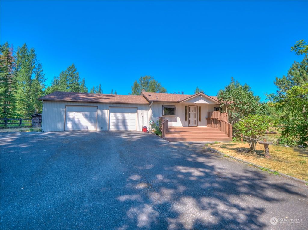Photo of 30118 SE 384th Street, Enumclaw, WA 98022 (MLS # 2132837)