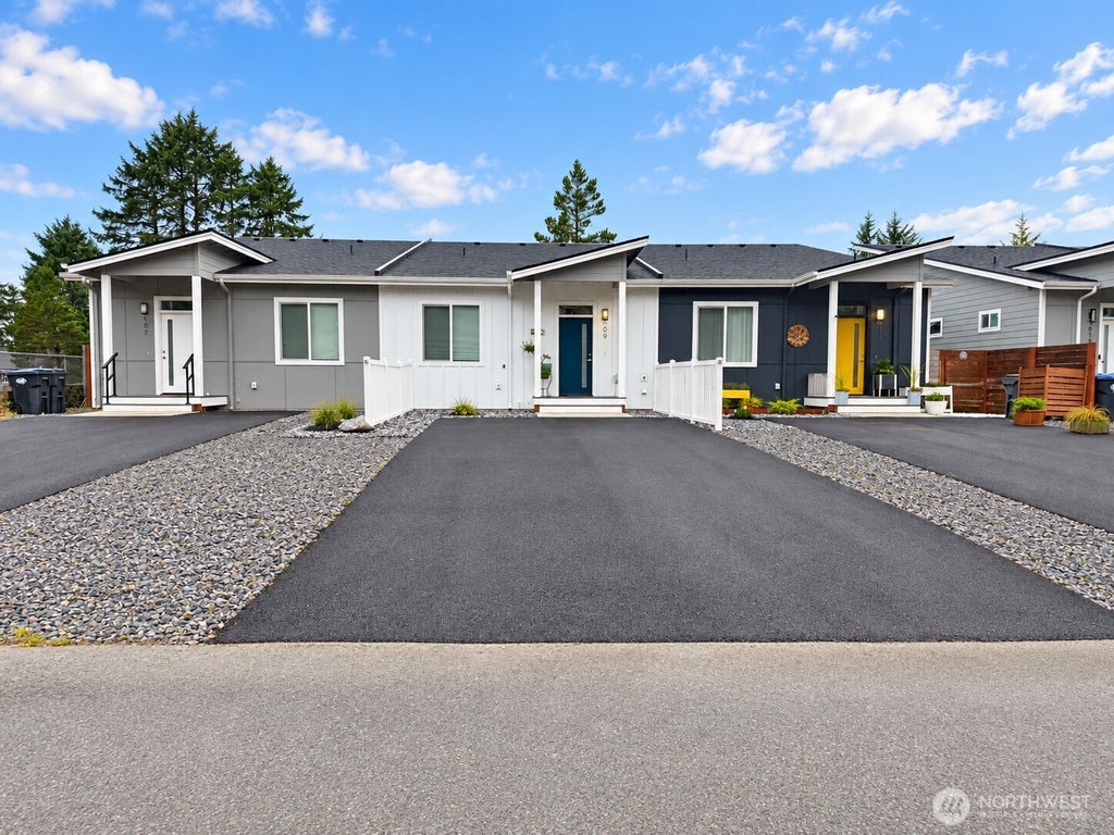 Photo of 607 Sunset Avenue NE #N8, Ocean Shores, WA 98569 (MLS # 2580053)