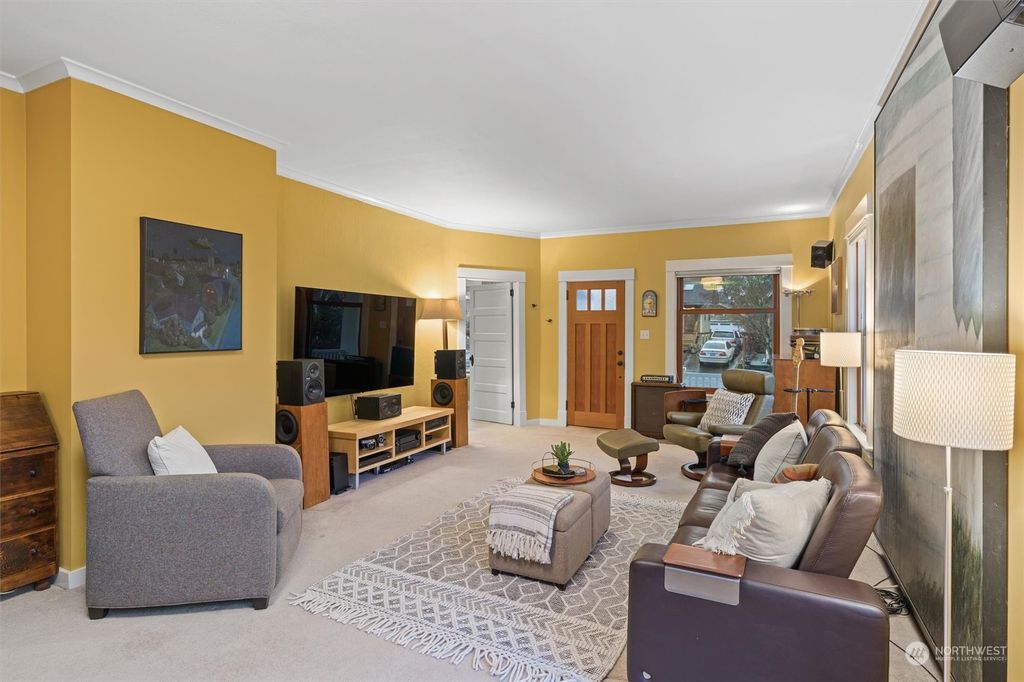 Photo of 7337 Jones Avenue NW, Seattle, WA 98117 (MLS # 2192212)