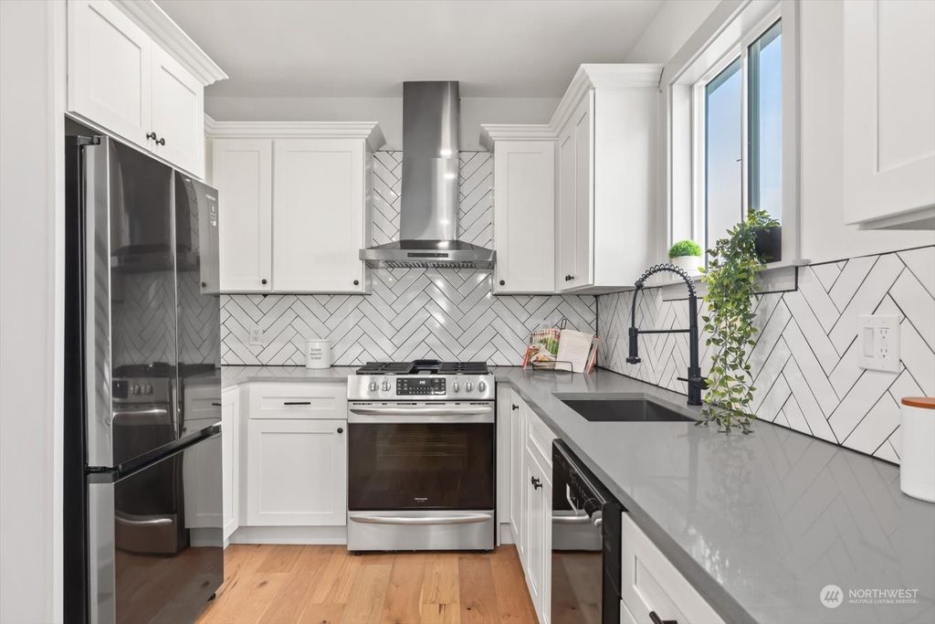 Photo of 4909 43rd Avenue S, Seattle, WA 98118 (MLS # 2192551)