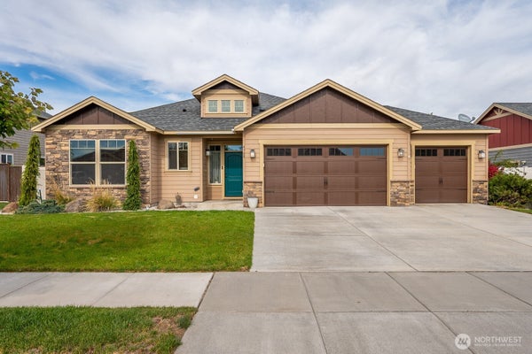4708 W WARBLER ST, MOSES LAKE, WA 98837 - Image 5488afdbf2a3fc191ea458e3ad9e1619/3110847967