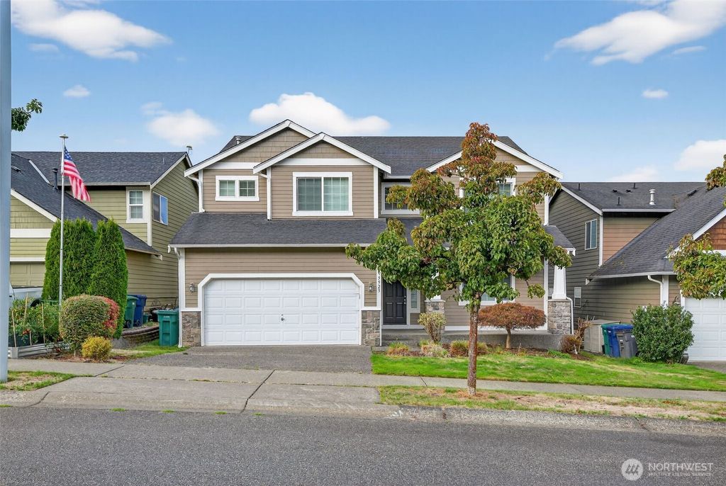 Photo of 5923 121st Street SE, Snohomish, WA 98296 (MLS # 2440455)
