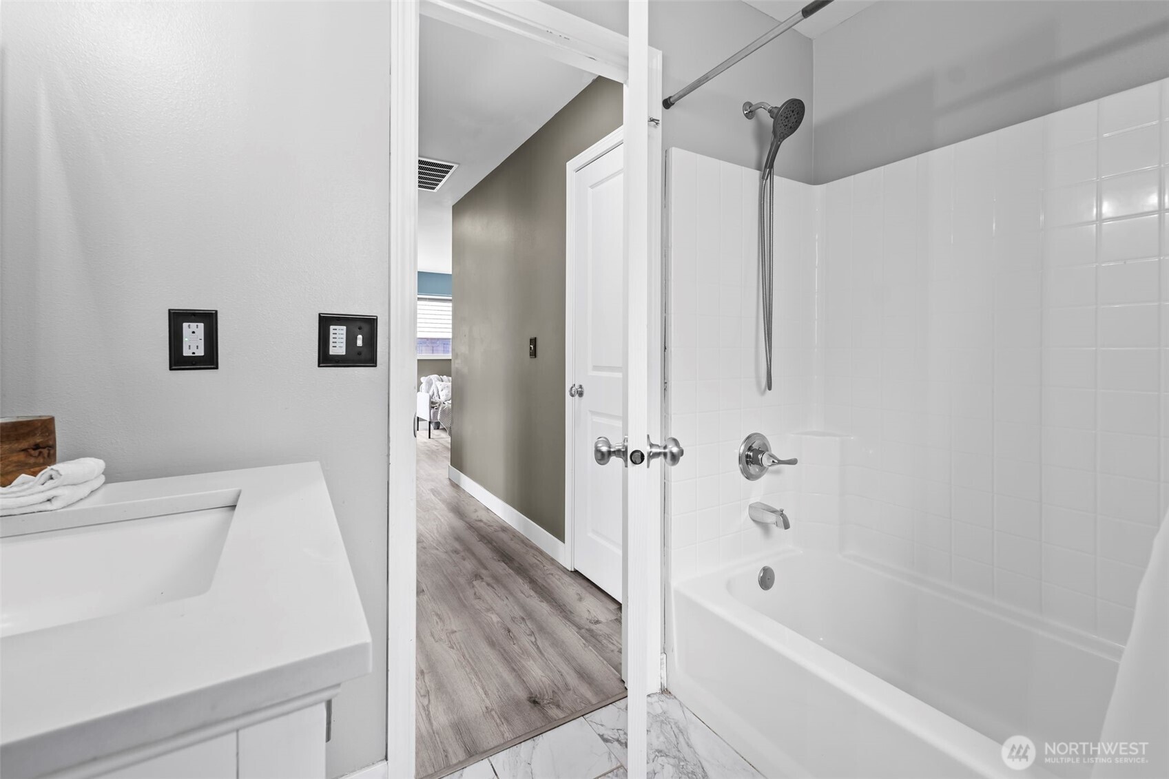 1798 Ridgeview Loop SW
