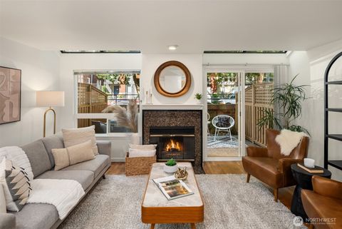 512 10th Avenue E 3 Seattle WA 98102