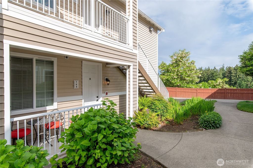 Photo of 10109 186th Street E #144, Puyallup, WA 98375 (MLS # 2529800)