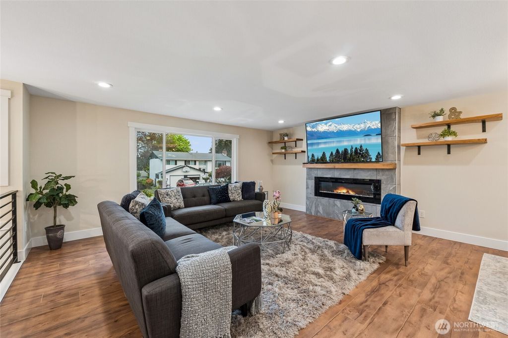 Photo of 17728 161st Avenue SE, Renton, WA 98058 (MLS # 2514683)
