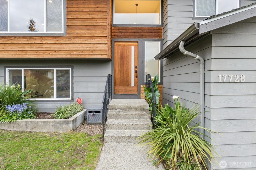 Photo of 17728 161st Avenue SE, Renton, WA 98058 (MLS # 2514683)