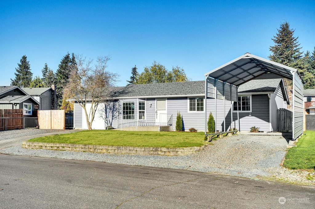 Photo of 4315 125th Place NE, Marysville, WA 98271 (MLS # 2317541)