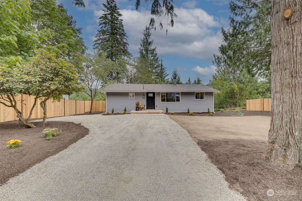 Photo of 12911 Green Mountain Way, Granite Falls, WA 98252 (MLS # 2266408)