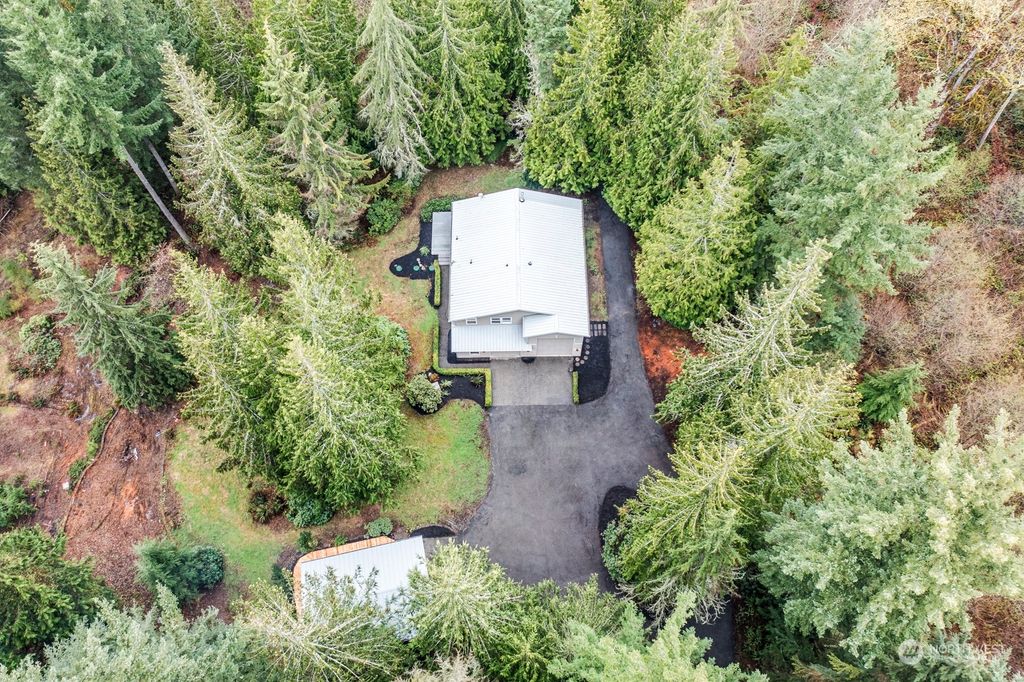 Photo of 18031 56th Street NE, Snohomish, WA 98290 (MLS # 2223473)