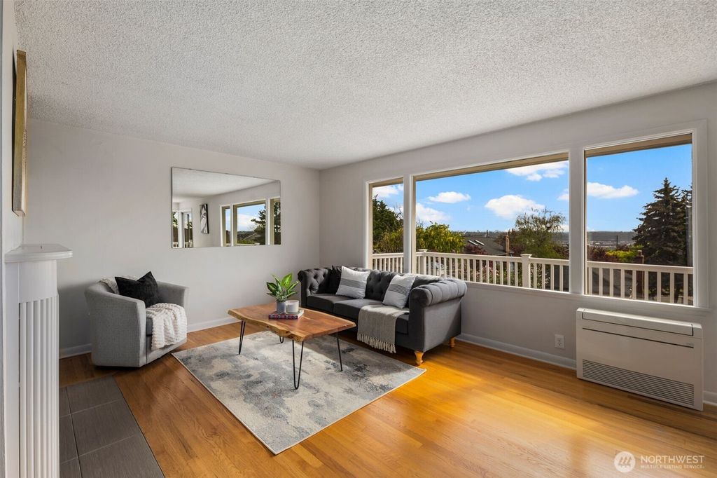 Photo of 3732 37th Avenue SW, Seattle, WA 98126 (MLS # 2315708)